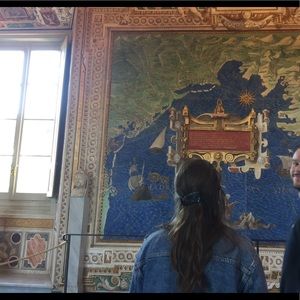 Meet your Posher, Veronica